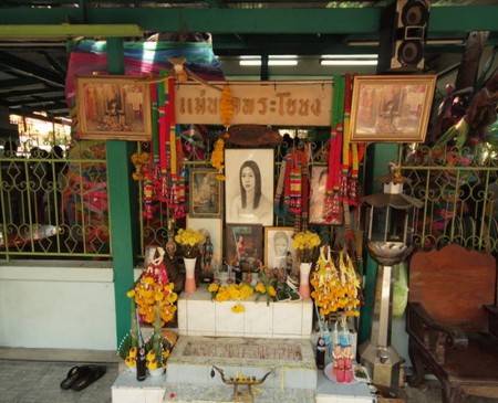 Lenda da Mae nak phra Khanong